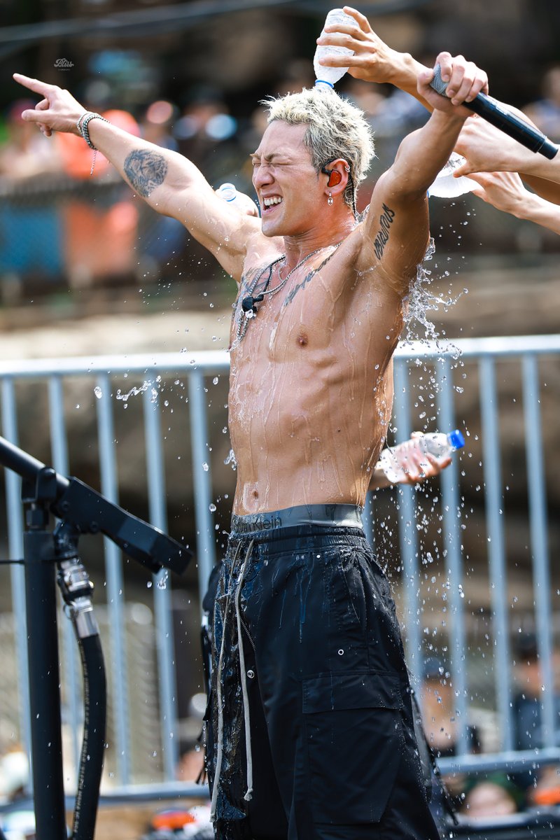 𝐵𝑙𝑖𝑠𝑠 tweet media