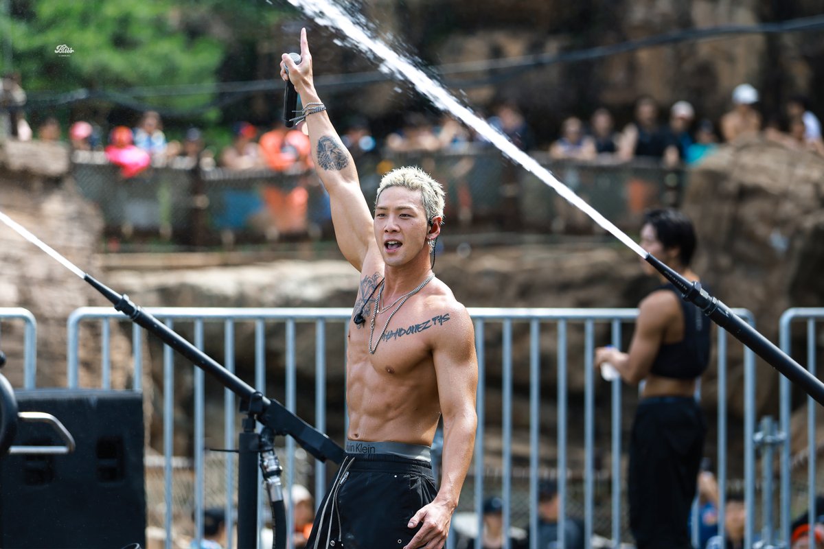 𝐵𝑙𝑖𝑠𝑠 tweet media