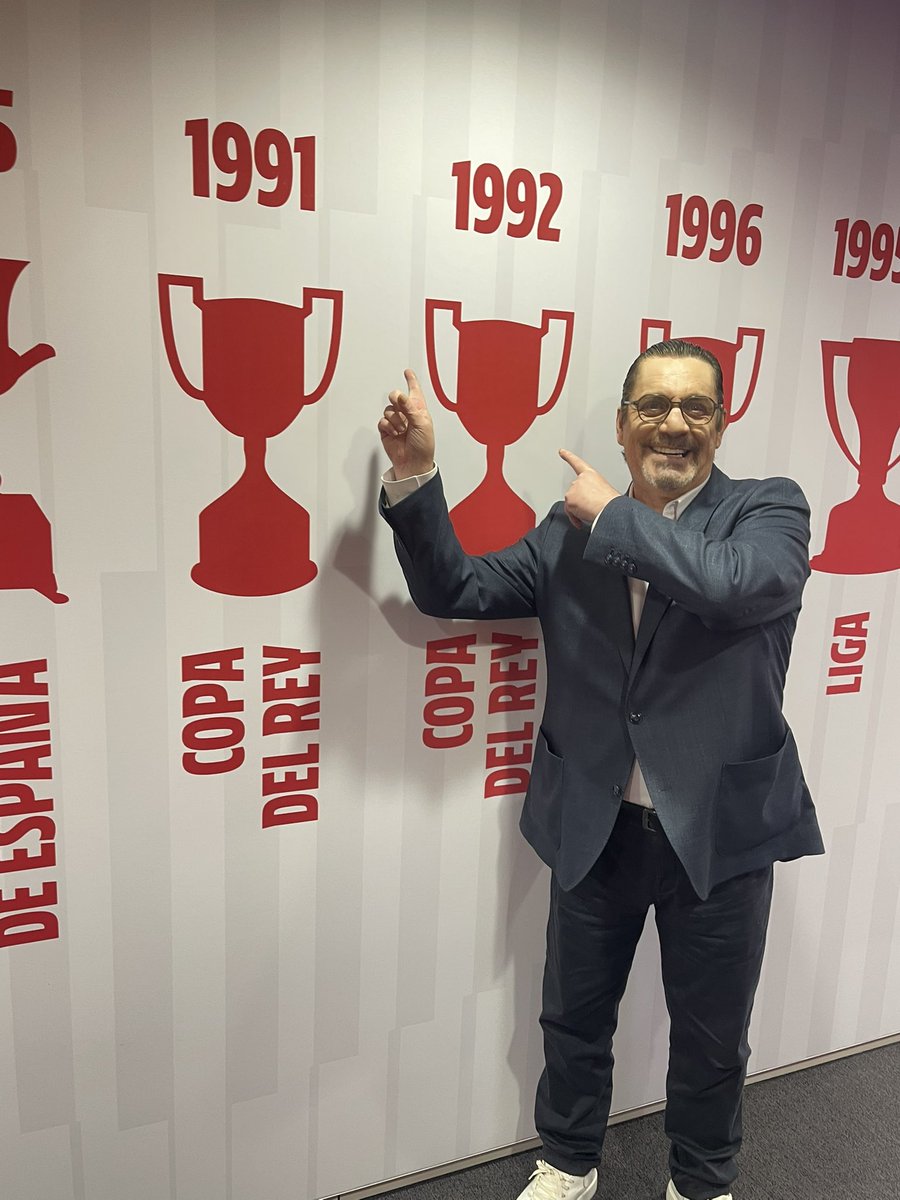 Paulo Futre tweet media