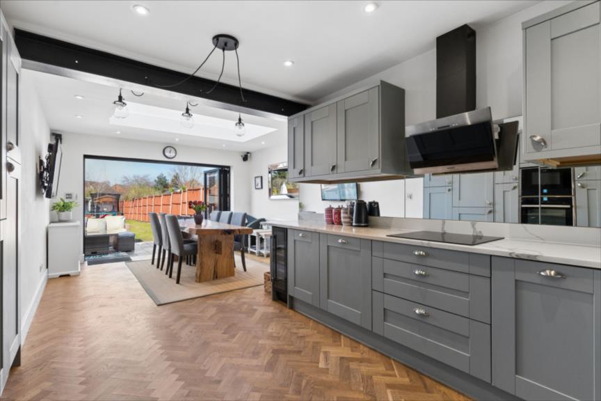 StonegateEA's tweet photo. 🏠Heathfield Road, HITCHIN, Hertfordshire, SG5 1SX🏠
💷GUIDE PRICE £560,000💷

🛏We are pleased to introduce this attractive, extended character home, offering a superb blend of traditional charm and modern convenience🛏

https://t.co/xgJjxkMowe https://t.co/zT8OdCpsJJ