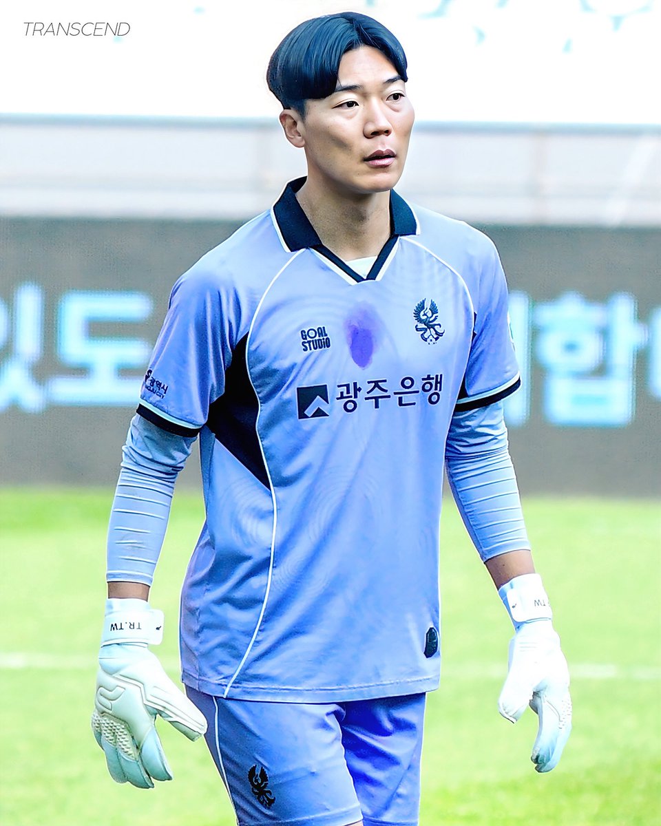 TRANSCENDko's tweet photo. 260322 FC 서울 vs 광주

#광주fc #gwangjufc
#holmbertfriðjónsson
#김진호 #김경민 #김용혁
#서울v광주 https://t.co/blfHXKequA