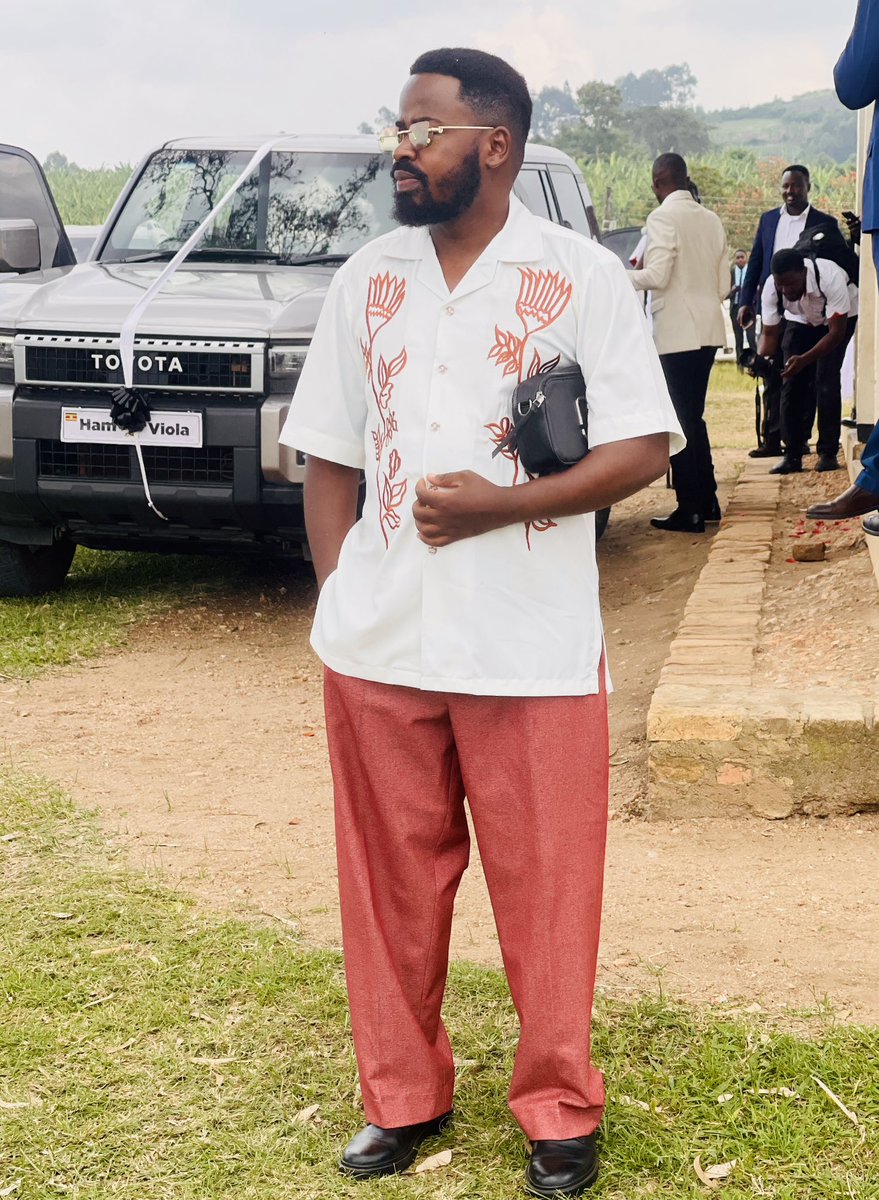 Omupakasi tweet media