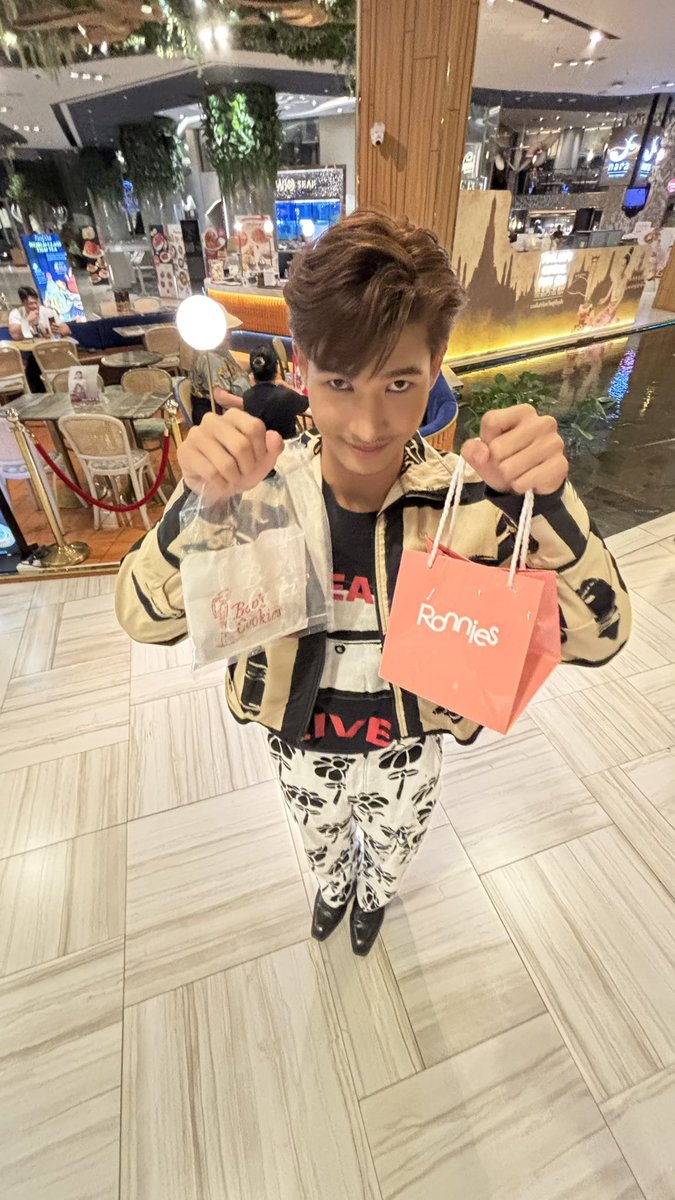 มอ ยอ tweet media