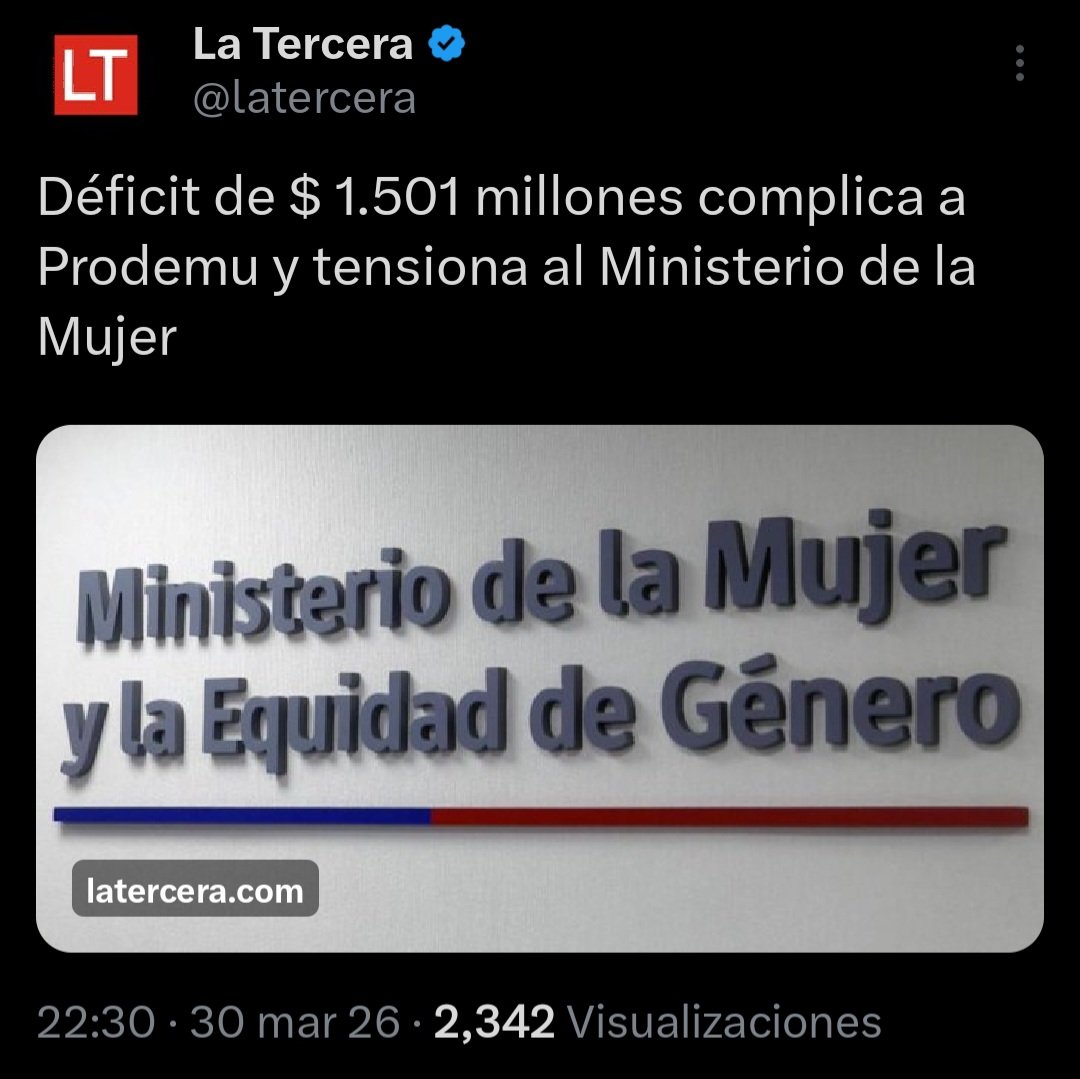 Pitonisa!! Extrema derecha.💅 tweet media