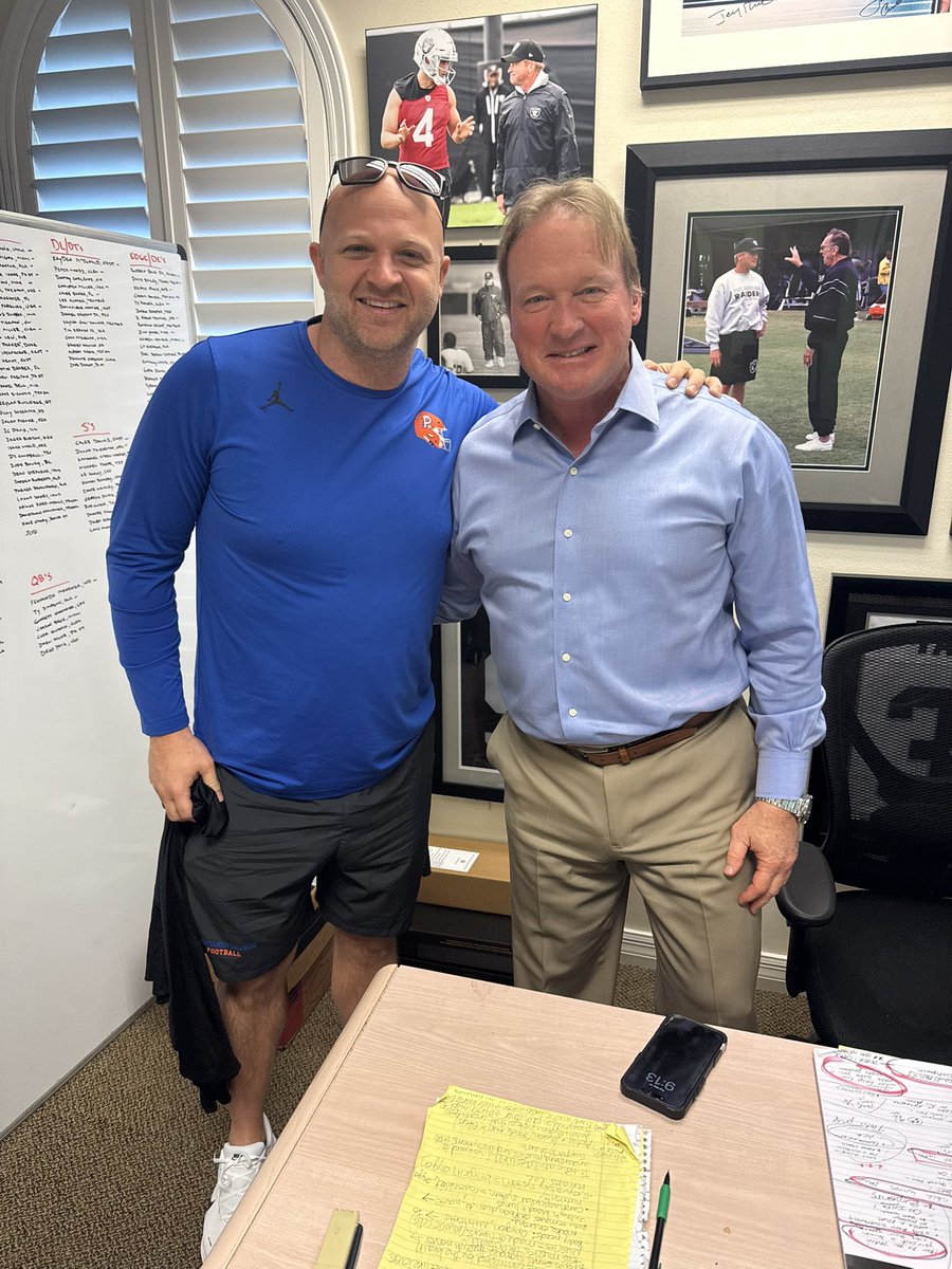 Wes Schroeder tweet media