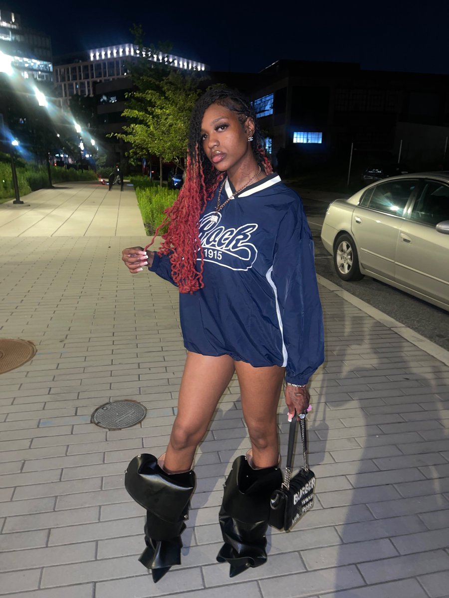 l0vingkash's tweet photo. Pretty brown ✨✨ https://t.co/WtEzePcoGx