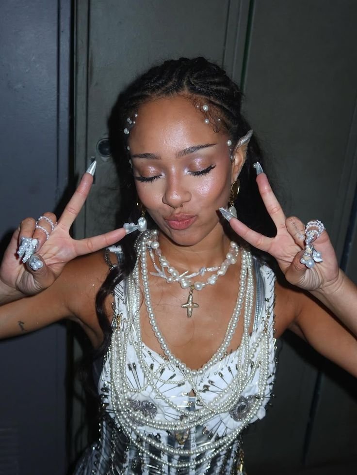 ☆ gics ☆ tweet media