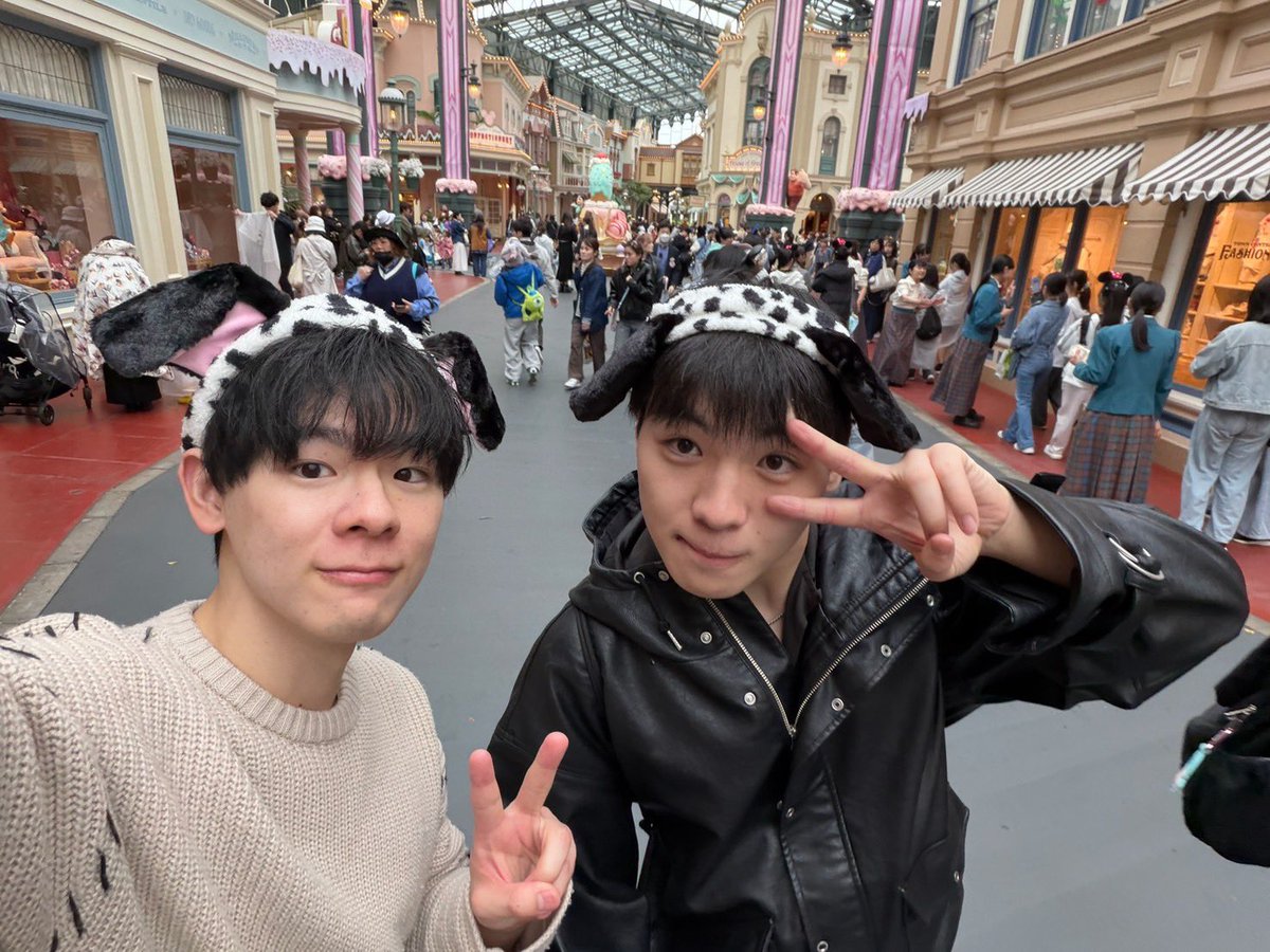 ひーろ tweet media