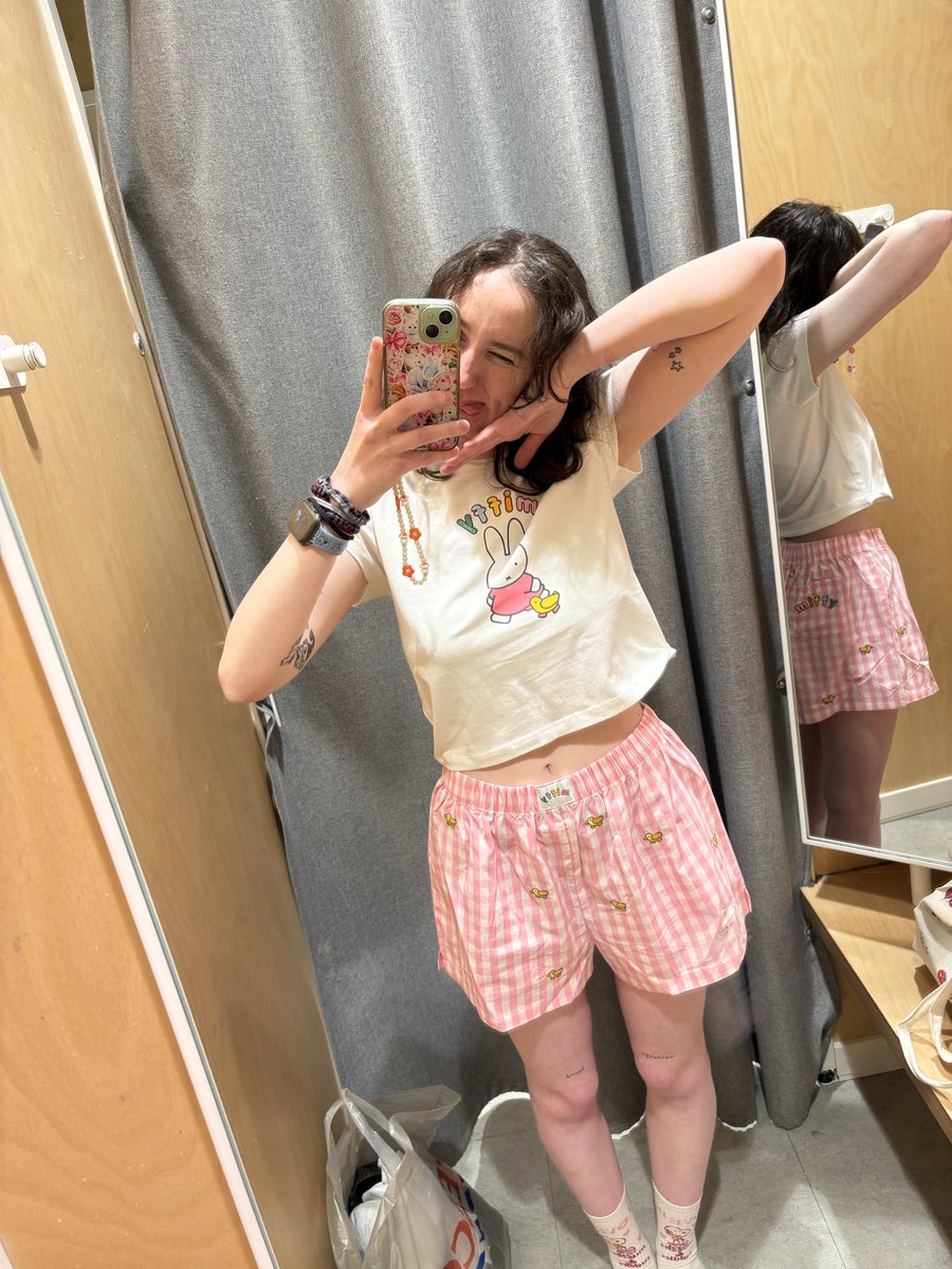 althea ੯‧̀͡⬮ tweet media