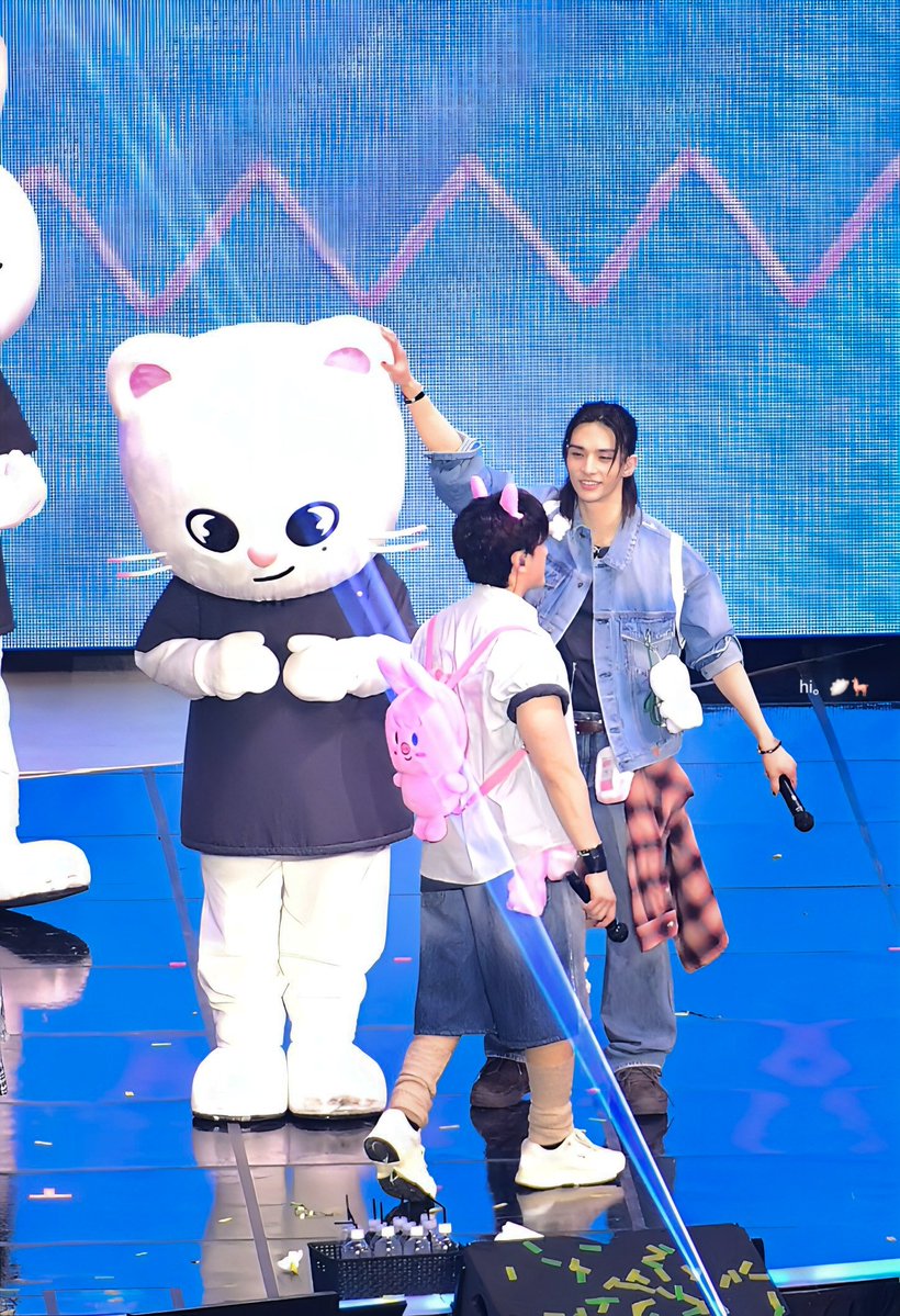 hi。 🥟🦙 tweet media