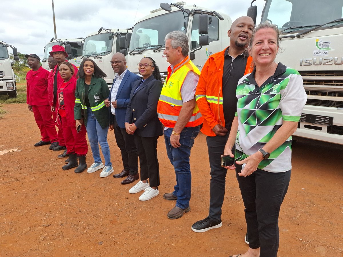 henriettefroh's tweet image. Being in coalition is not easy, but it has its moments🙌💚🔥 #DemocracyMatters @maluksa