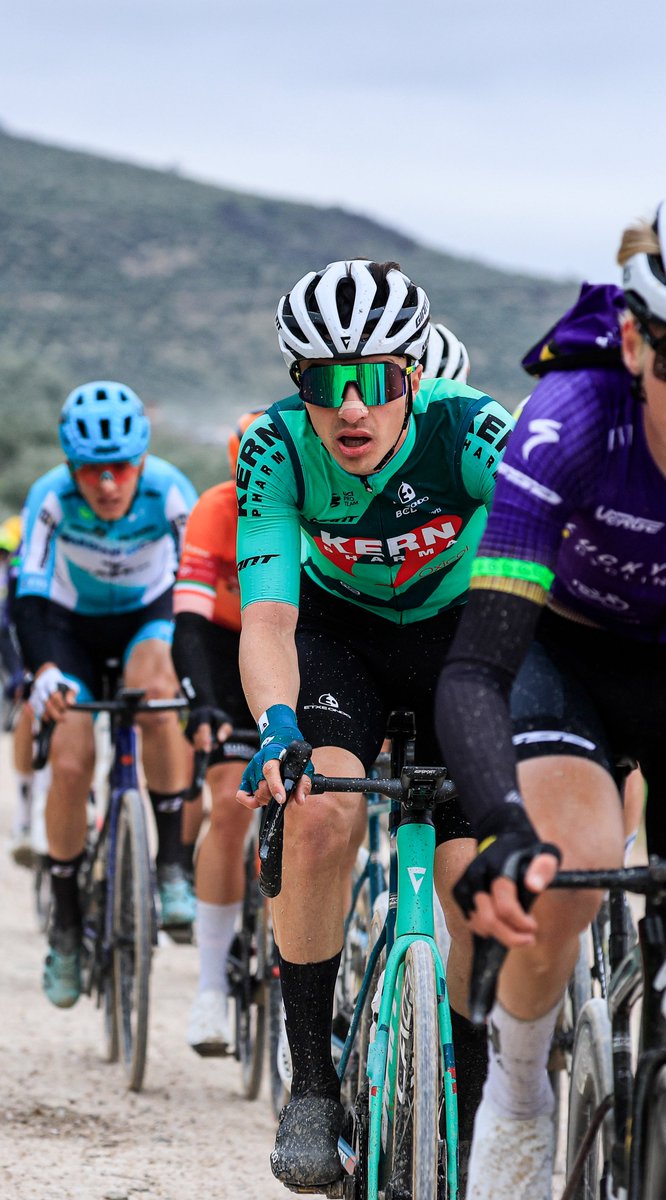 Equipo Kern Pharma tweet media