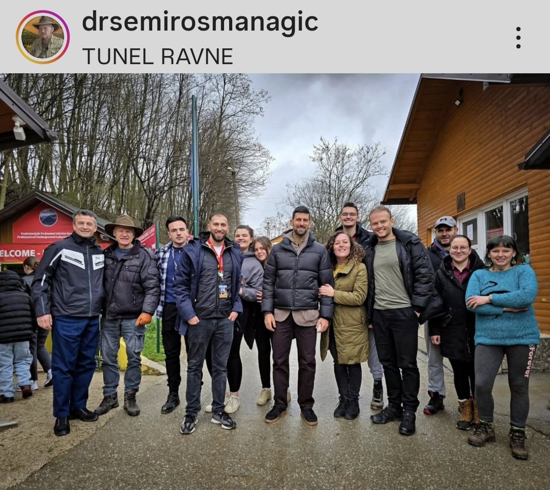 MilicaM84932667's tweet image. . @DjokerNole with Semir Osmanagic in Visoko 🇧🇦
Bosnian Pyramid of the Sun ⛰️☀️

#Djokovic #NoleFam 
📸: @drsemirosmanagic IG