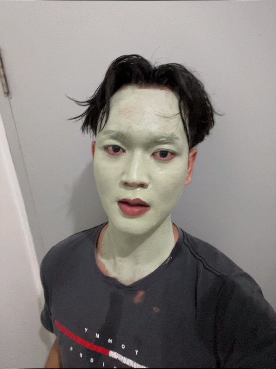 octagram tweet media