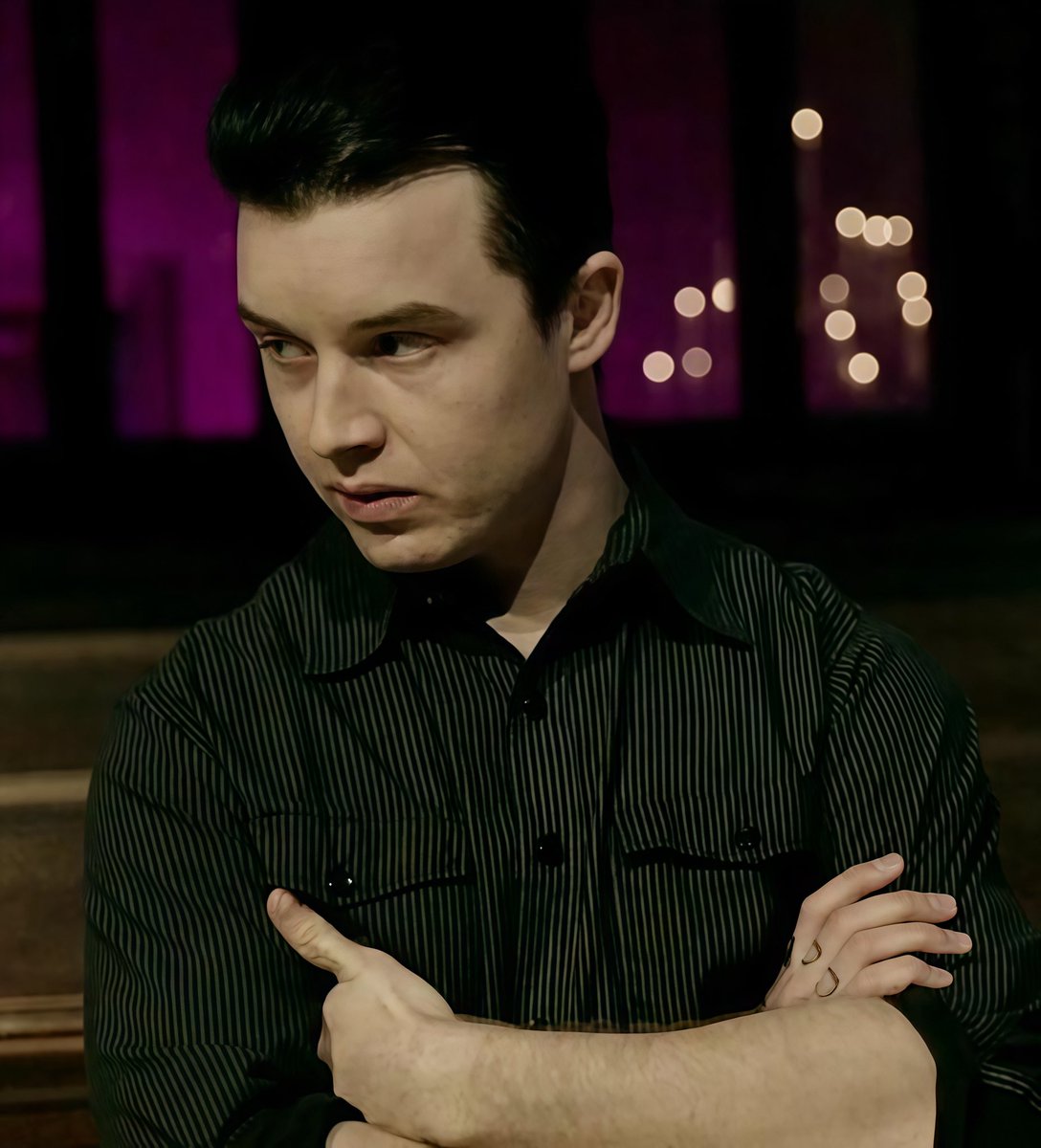 hourly noel fisher tweet media