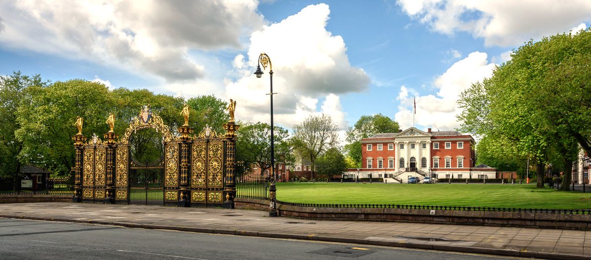 topsdotcom's tweet photo. The Warrington Office Space Directory is now live.

The Warrington Flexible Office and Workspace Providers Directory profiles 12 office providers and workspace operators offering agile business space options across the Cheshire town, in both town-centre and out-of-town locations. https://t.co/D5TltBzFk1