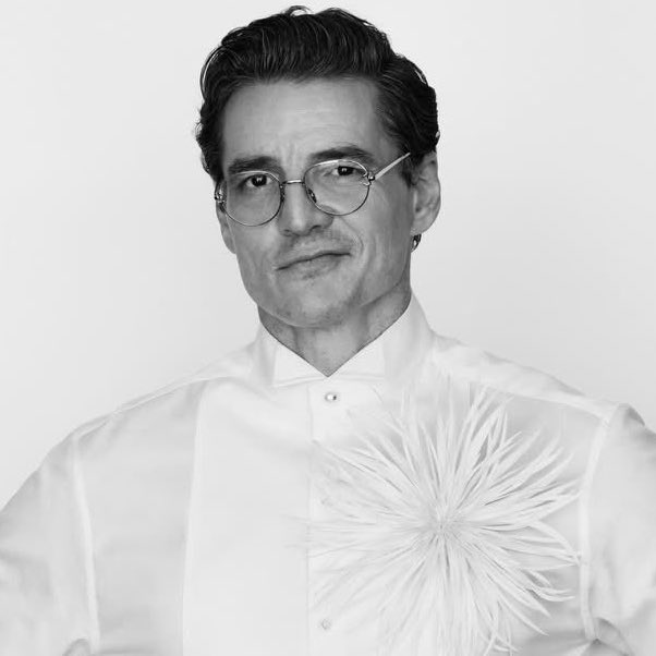 sarah paulson’s pr tweet media