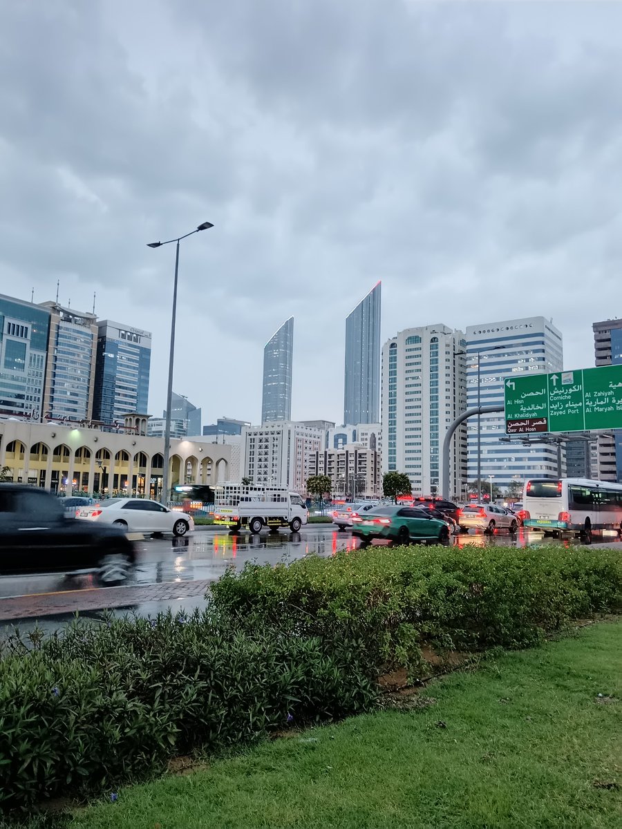 alternate tweet media