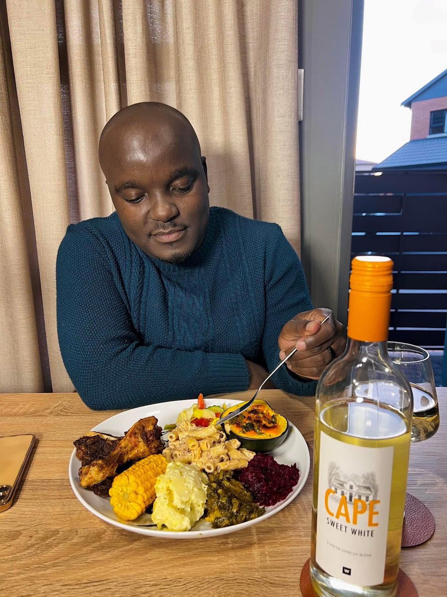 Hope Dlamini tweet media