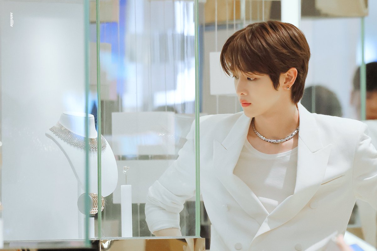 𝑺𝒂𝒕𝒆𝒍𝒍𝒊𝒕𝒆 tweet media