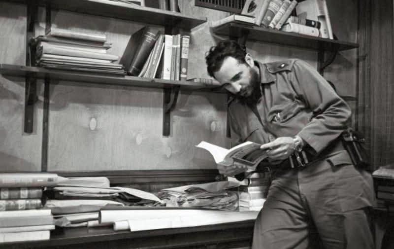 Vladimir Amat Moro tweet media