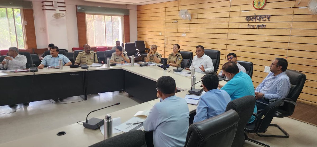 Collector Indore tweet media