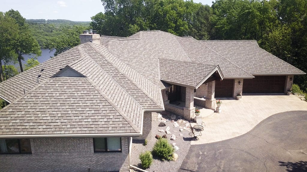 LindusCon's tweet image. 🏠 Now is the time to upgrade your roof with @gafroofing and take advantage of free installation labor on shingles through April 30th.
 investment in protection and performance.

📩 Schedule your estimate today: lindusconstruction.com/contact-us/.

#RoofingContractor