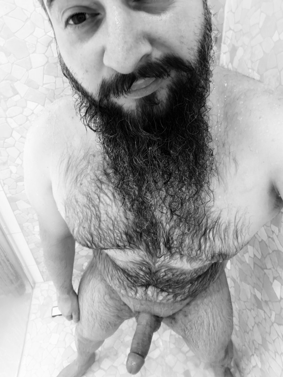 Letzter #Duschtweet aus der alten Wohnung in der #FSK18 Version 🌚😏