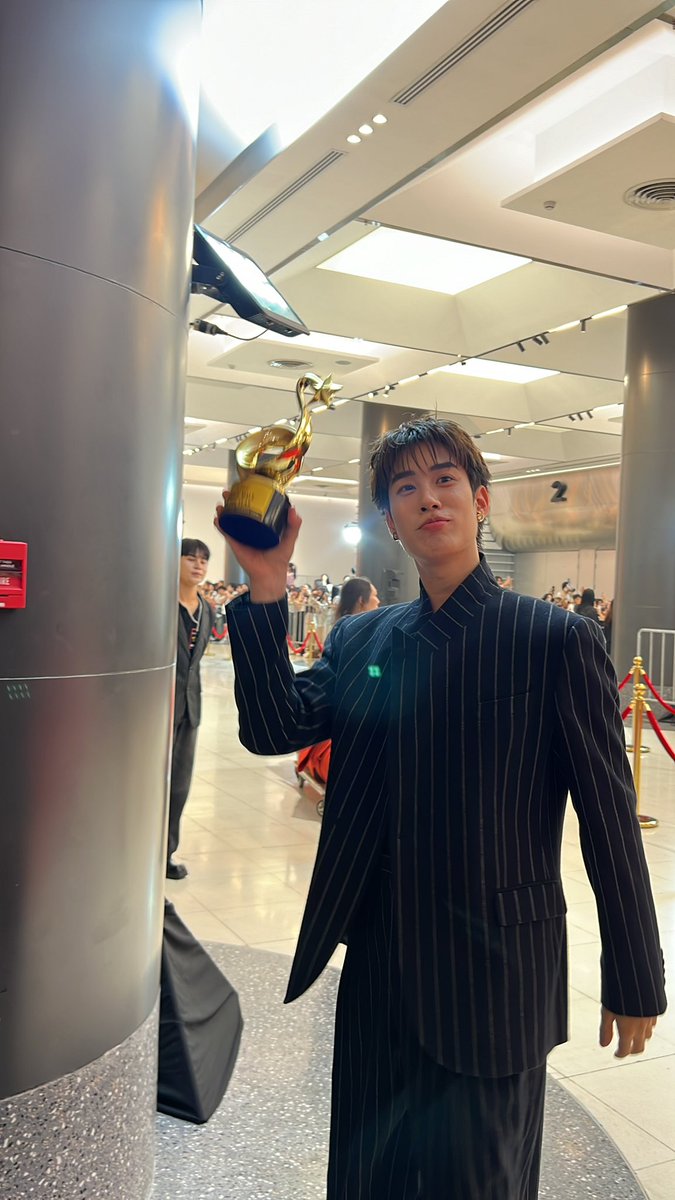 คุณหนูโบลิ่ง วิวเห็ม tweet media