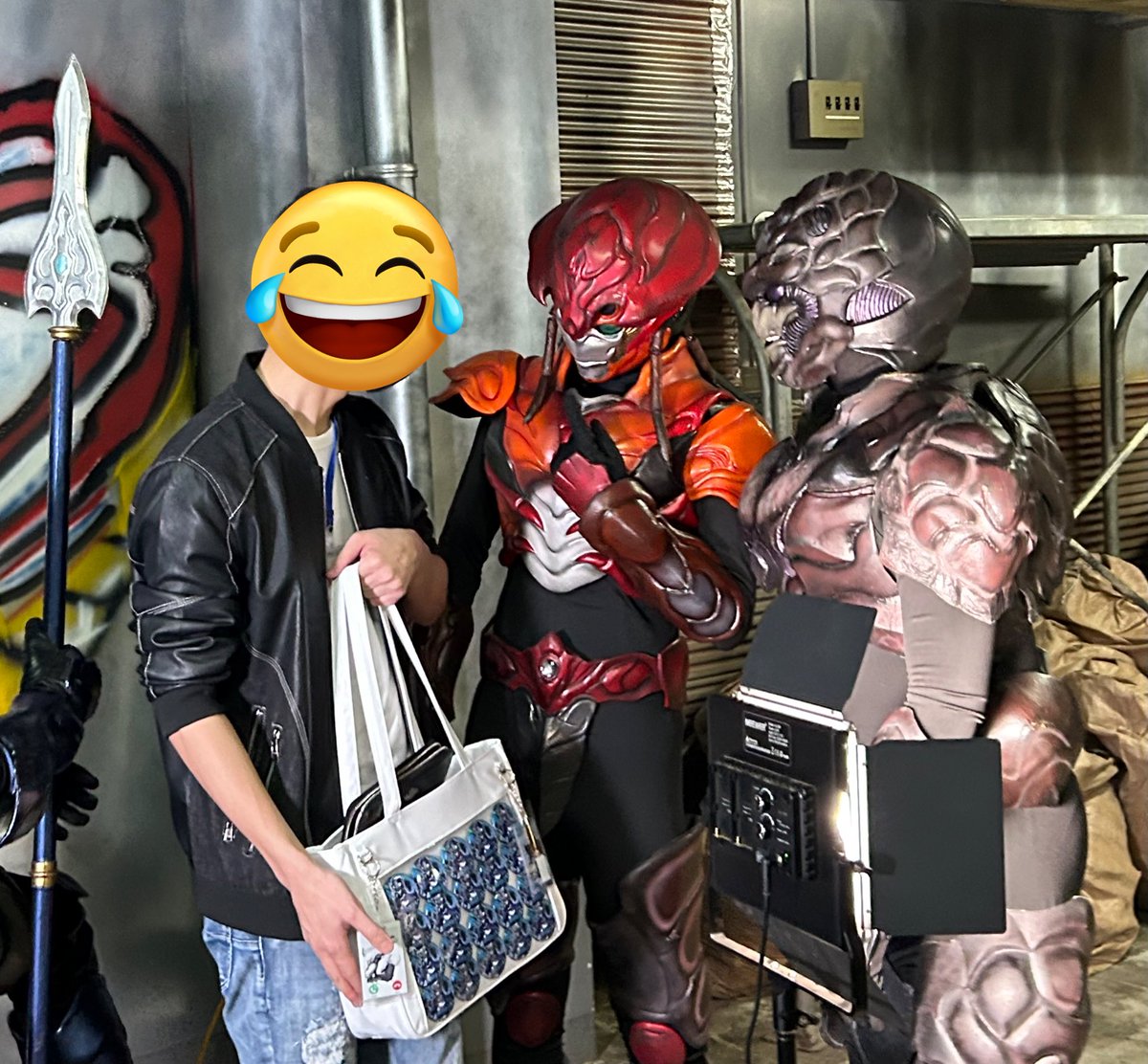 ﾊﾞｰﾆﾝらいらい tweet media