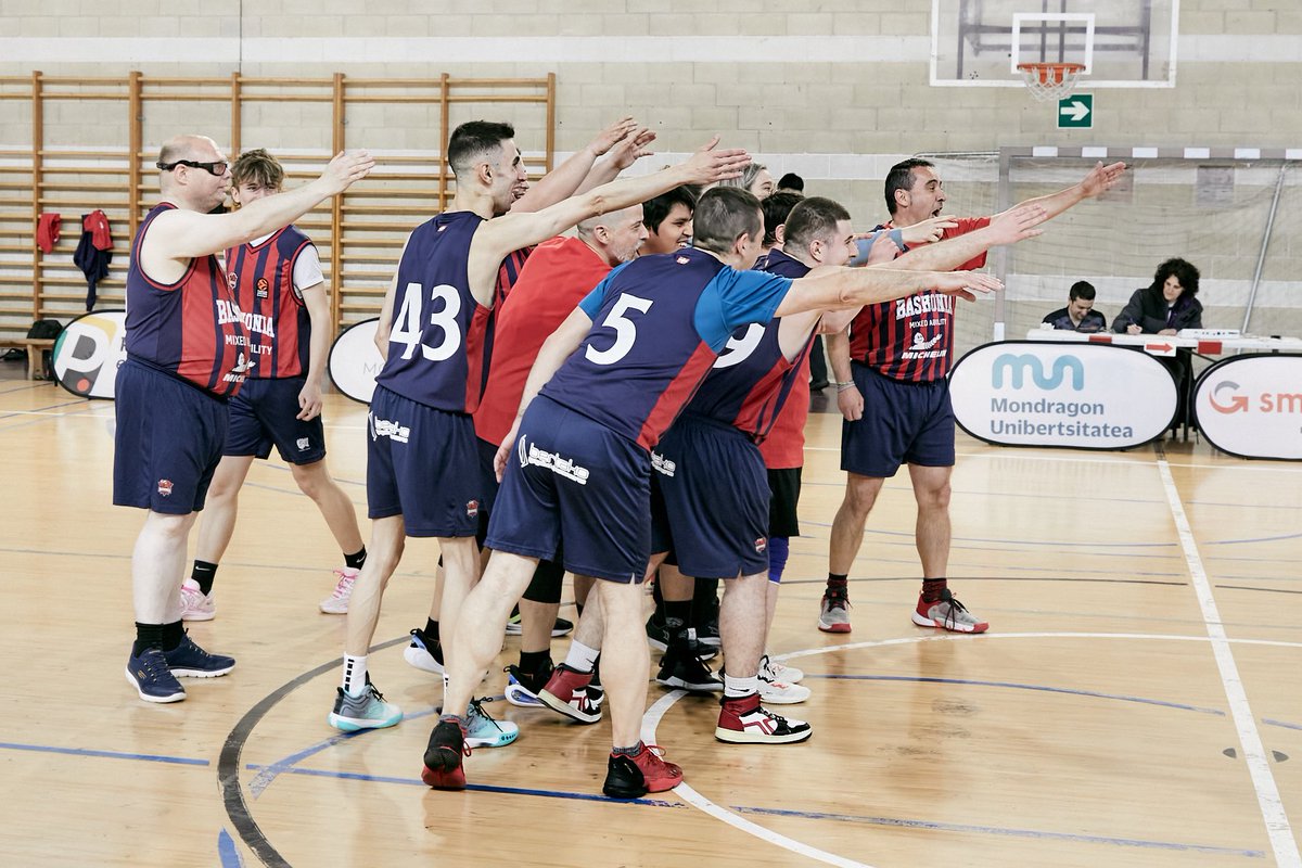 Ointxe! Saskibaloia tweet media