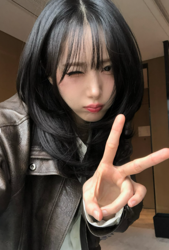 AimeeDee2006's tweet image. 신비 (SINB) - '愛你但說不出口 (hard to say)' (Karencici) Cover youtu.be/CMwCELgmj-M?si… via @YouTube 

#VIVIZ #비비지
#SINB #신비 
@VIVIZ_Official
#A_Montage_of_() #La_La_Love_Me
#NEW_LEGACY