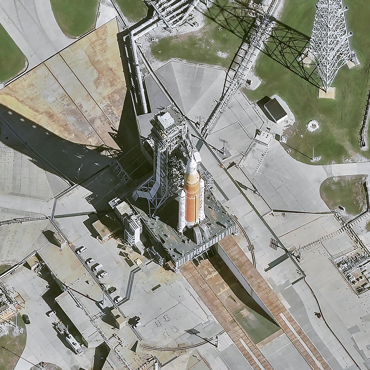 Techniques Spatiales tweet media