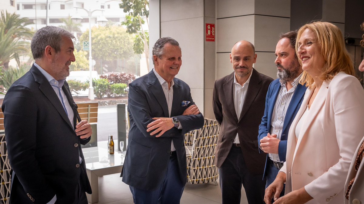 Fernando Clavijo tweet media