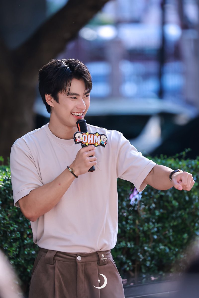 awnotfound🌙 tweet media