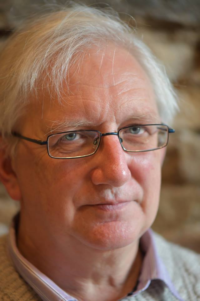 🧵Pendientes  Abro hilo de este articulo  "The Weight on Delcy Rodríguez": El exembajador Craig Murray analiza la situación actual en Venezuela tras el secuestro del presidente Maduro. Aquí las citas más impactantes de su artículo desde el terreno.