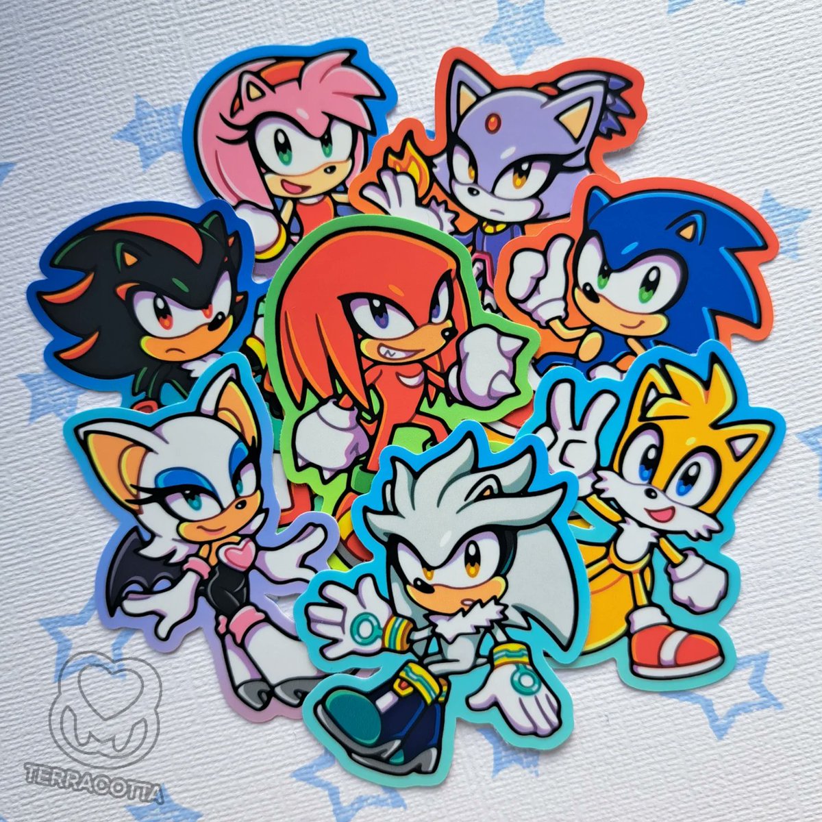 TERRA_C0TTA_'s tweet photo. Hello everyone! 🦔💨✨️

Here are some 2.8" Full Bleed Acrylic Keychains and 2.5" Soft Touch stickers of Sonic and pals. 

These guys are available on my Etsy - link in bio and down below!
 https://t.co/oJ1weFmW1x

#sonicthehedgehog #sonicfanart #sonicmerch #sonic #sonicart https://t.co/IRd0wAsoXd