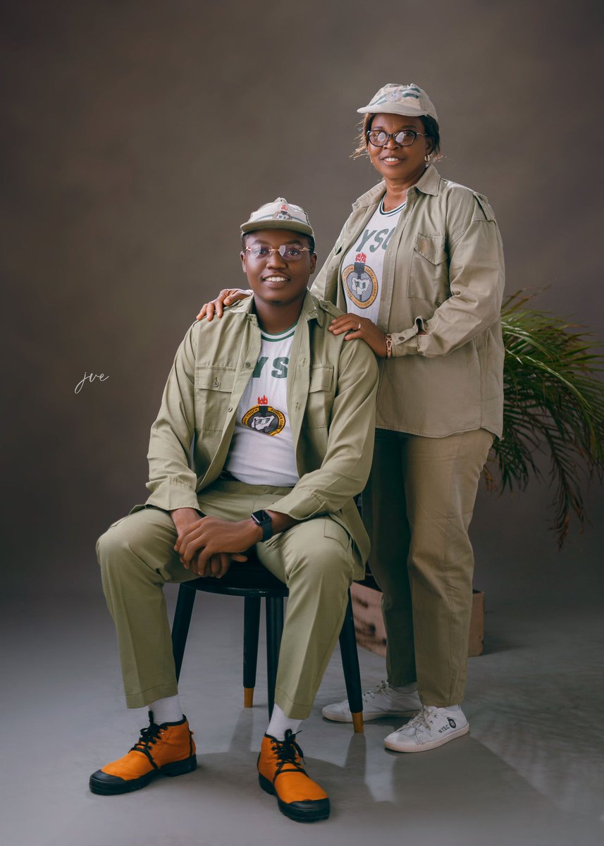 Rukkylee Graphix✪ tweet media