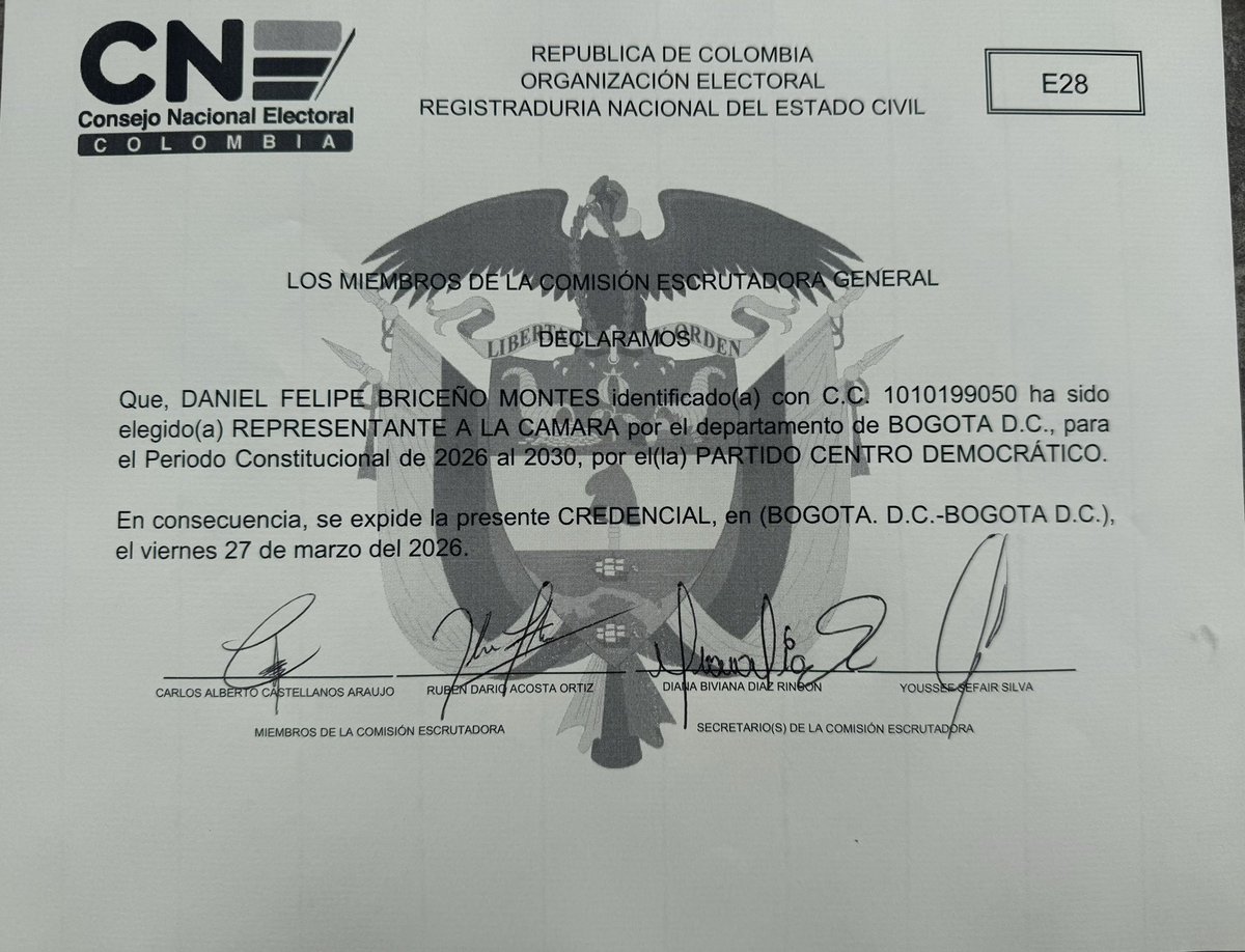 Daniel F. Briceño tweet media