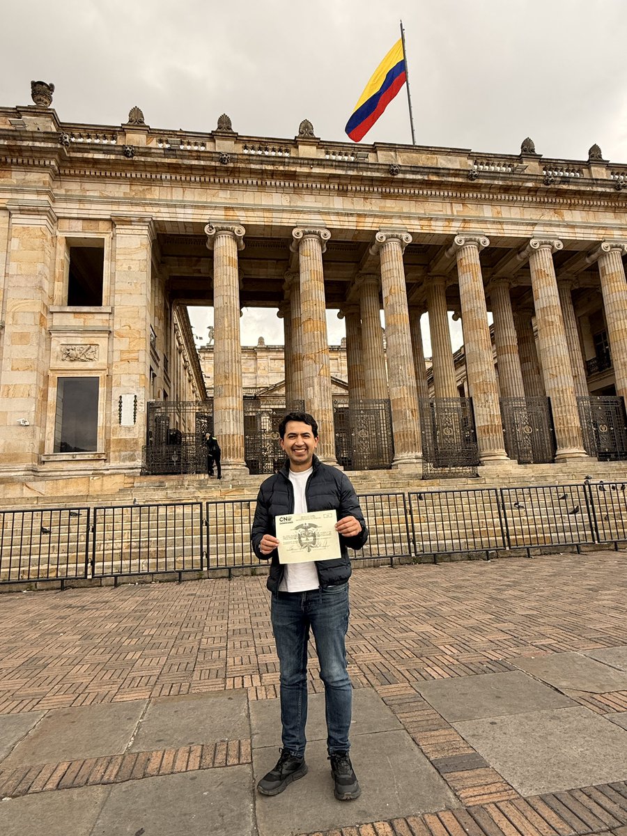 Daniel F. Briceño tweet media