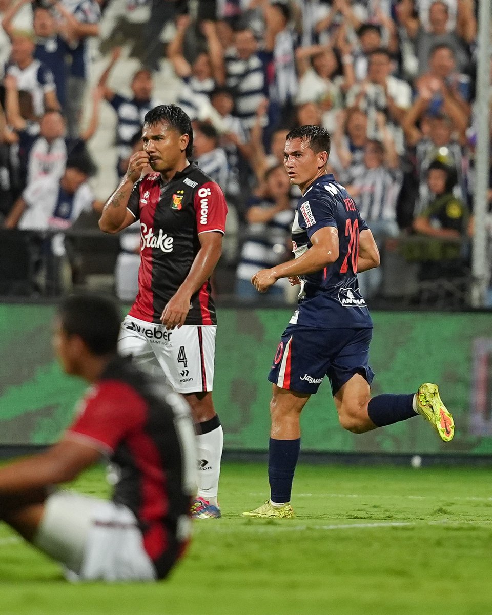 franchezco tweet media