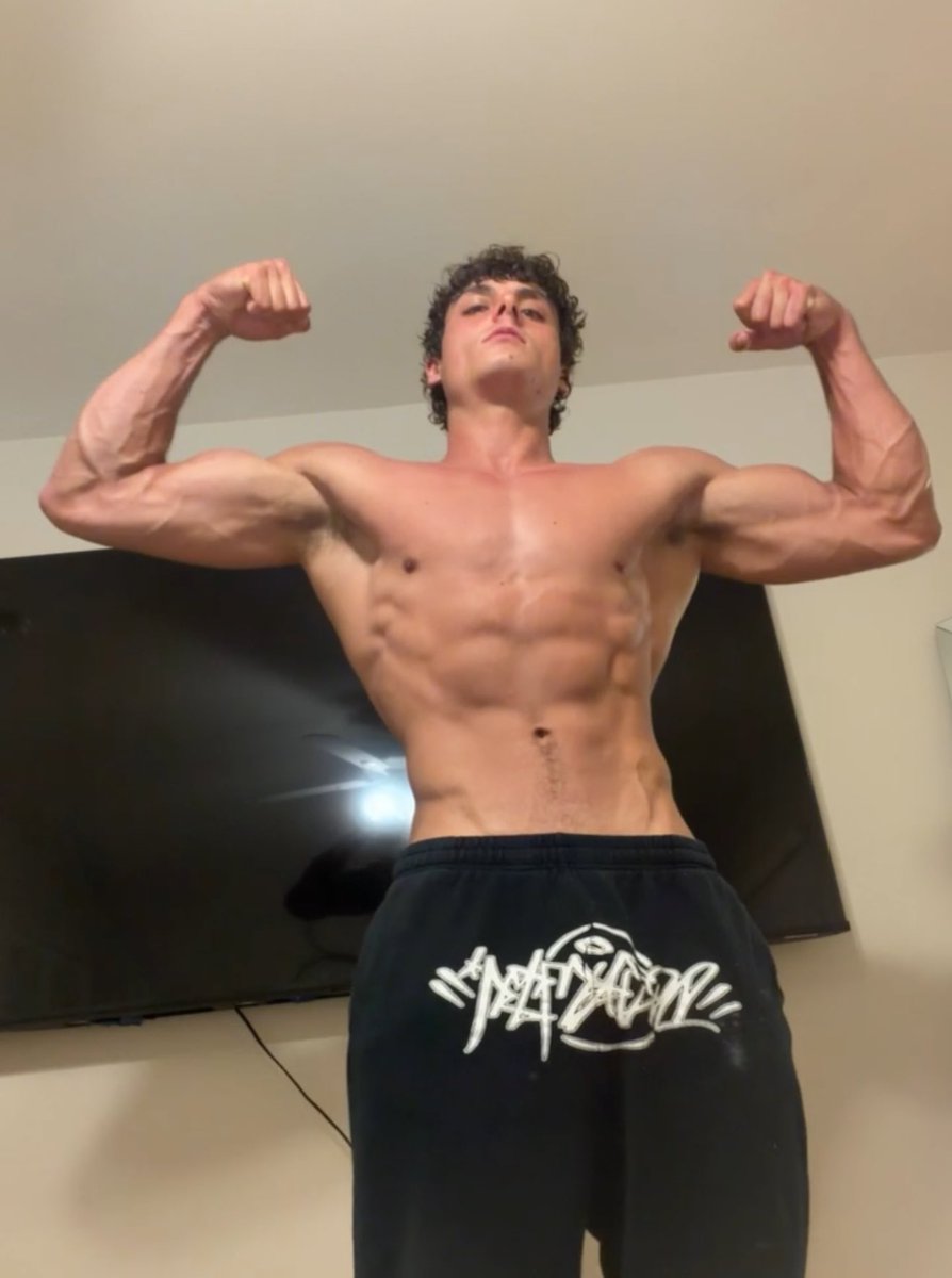 Aidensaesthetics tweet media