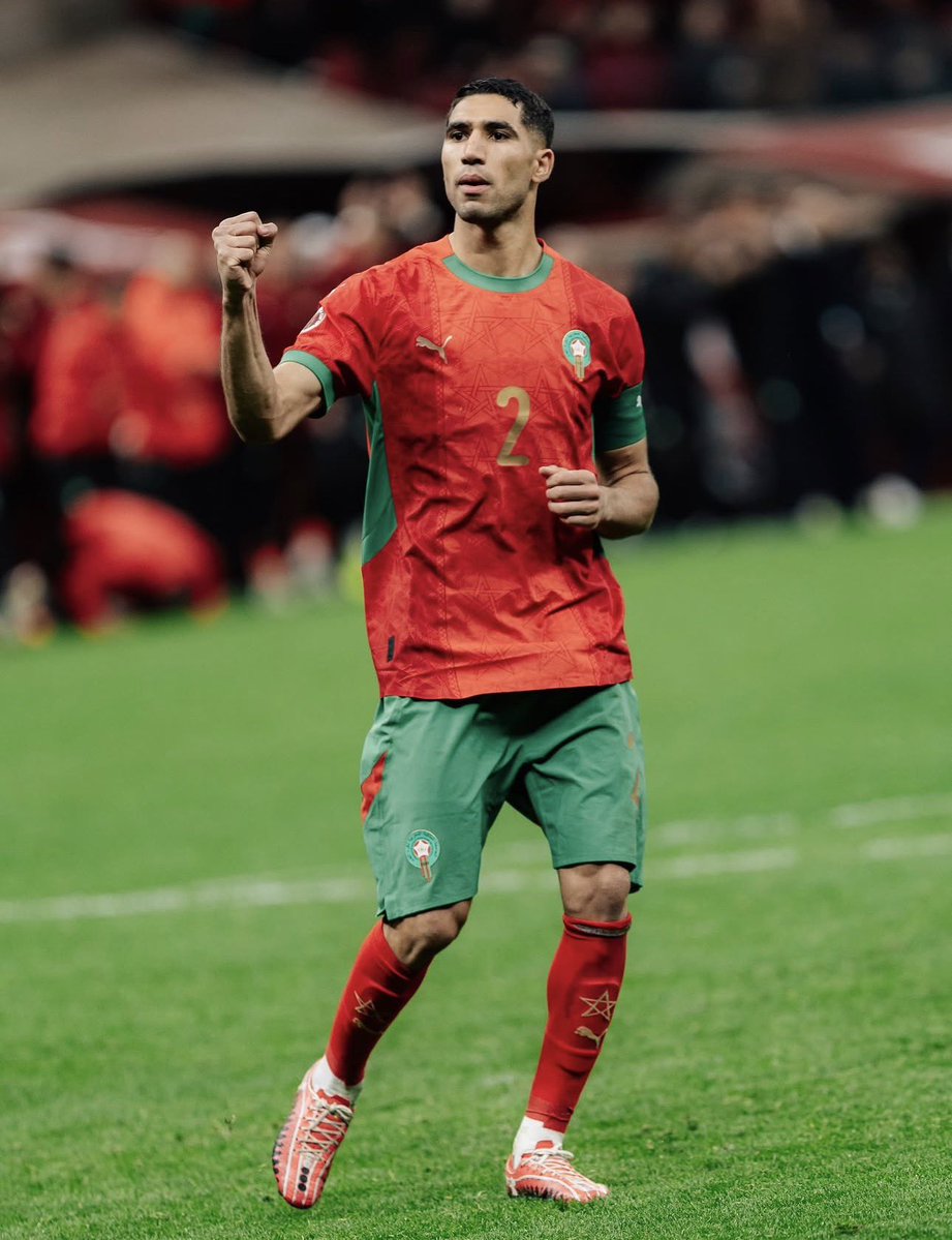 عمرو tweet media