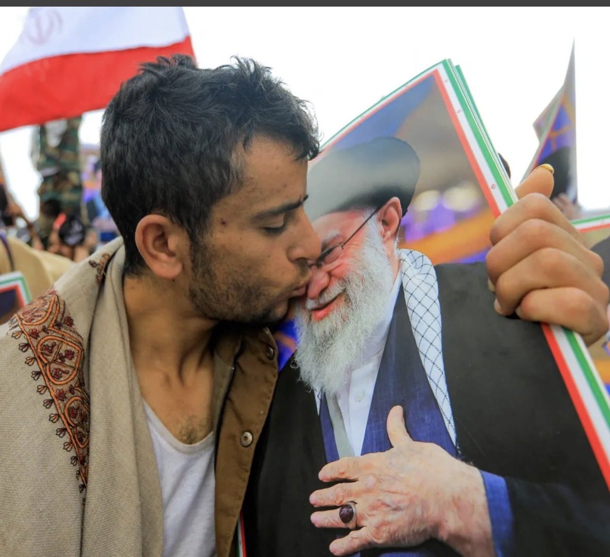 عسكر احمد زعيل tweet media