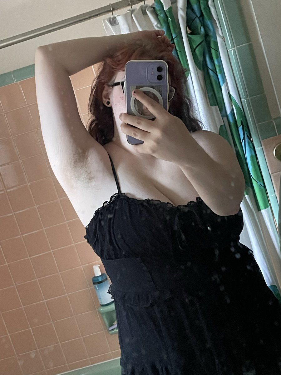 envi ✮ tweet media