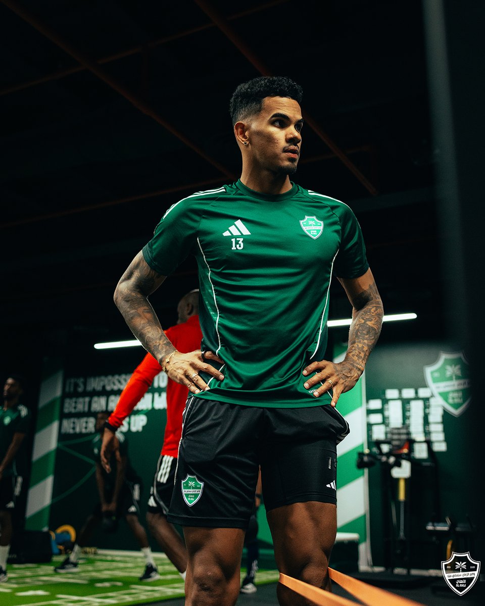 النادي الأهلي السعودي tweet media