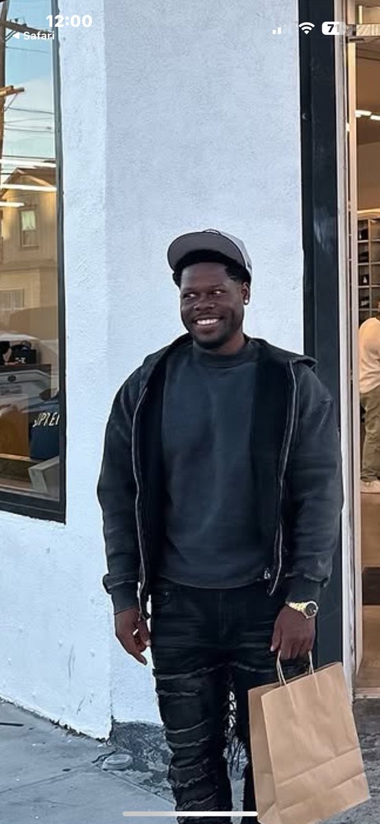 Anti Cheetah Pee 🇺🇸 tweet media