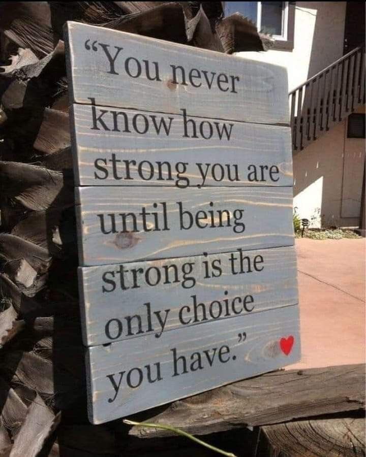 emotionhub2's tweet image. You don’t discover strength in comfort…
you discover it in survival.

When life backs you into a corner,
that’s when you realize — you were built for this all along.

Some people break.
Others become unshakable.

Which one are you? 💭🔥

#Mindset #MentalStrength #Growth #Chasing