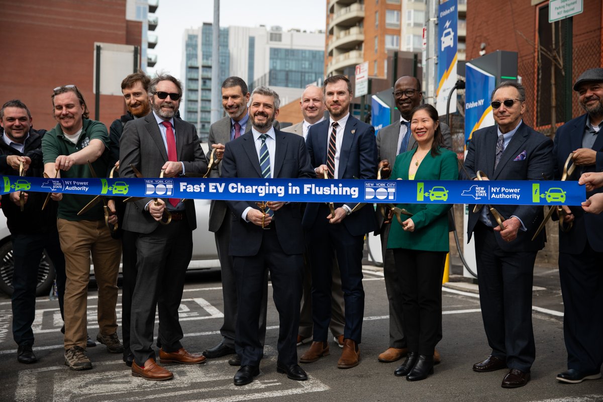 NYC Taxi & Limousine Commission tweet media