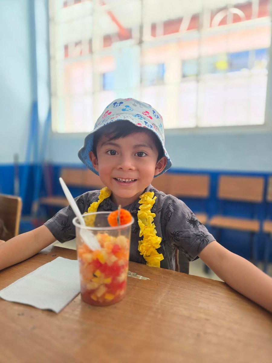 Mi pequeñín disfrutando su actividad en la escuela Te Amo mi Adrián ❤️